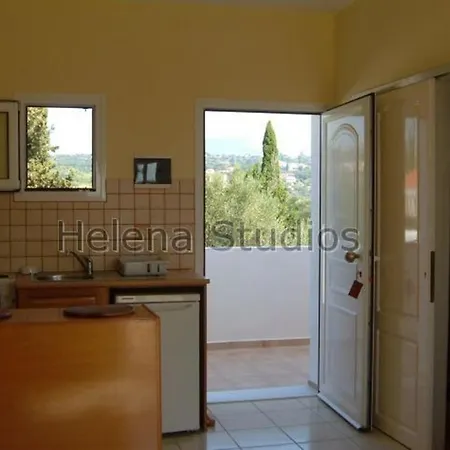 Helena's 3* Livathos (Kefalonia)